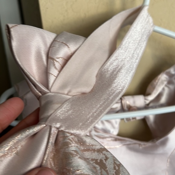 Formal dress for girls headband included
Use once! - Picture 6 of 6